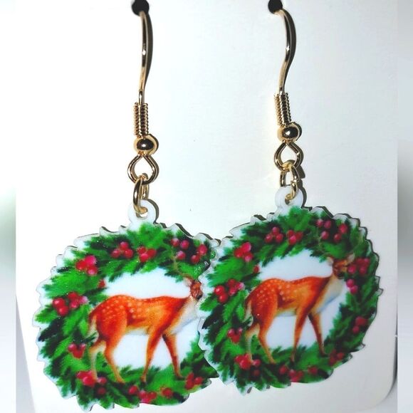 Super cute festive holiday earrings - Picture 6 of 6